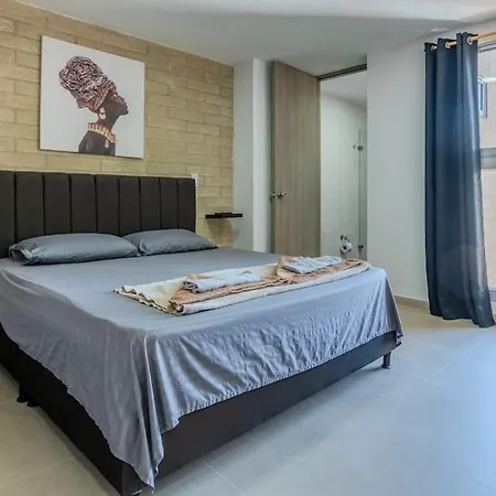 Apartamento En Laureles Con Piscina Y Parquedero 802 Medellin Exterior photo