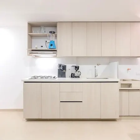 Apartamento En Laureles Con Piscina Y Parquedero 802 Medellin Exterior photo