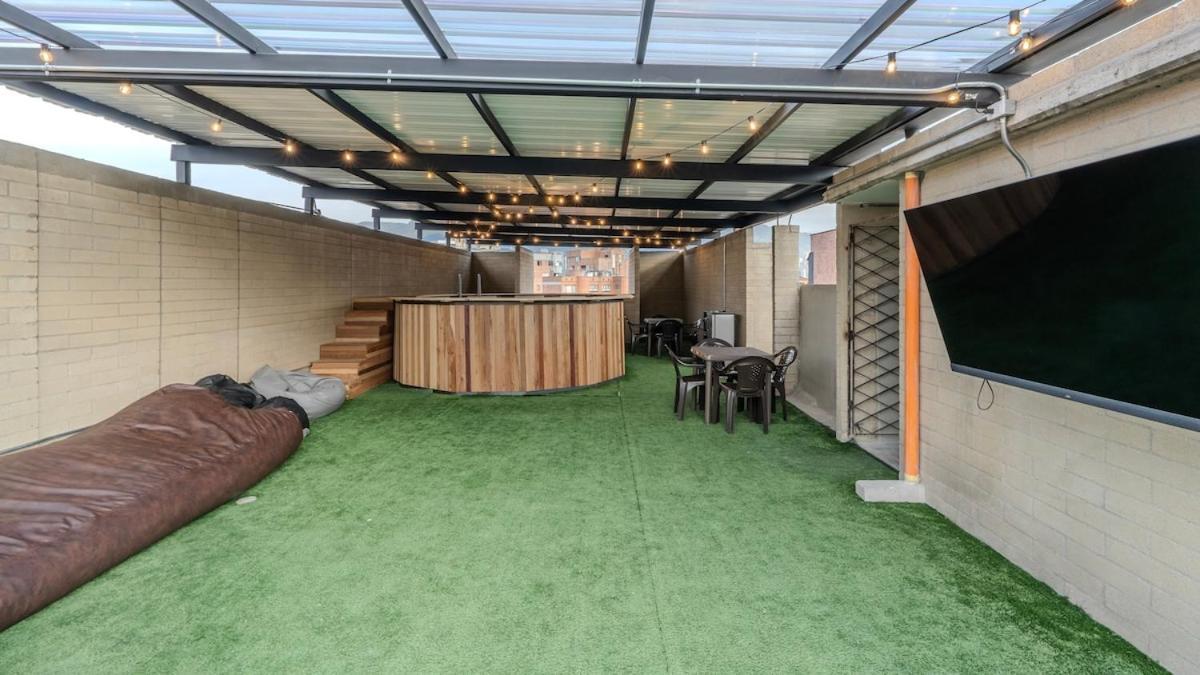 Apartment En Laureles Con Piscina Y Parquedero 802